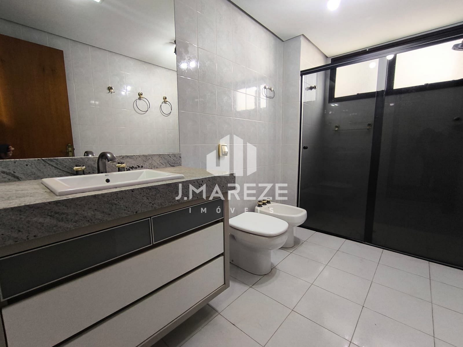 Apartamento à venda com 3 quartos, 187m² - Foto 7
