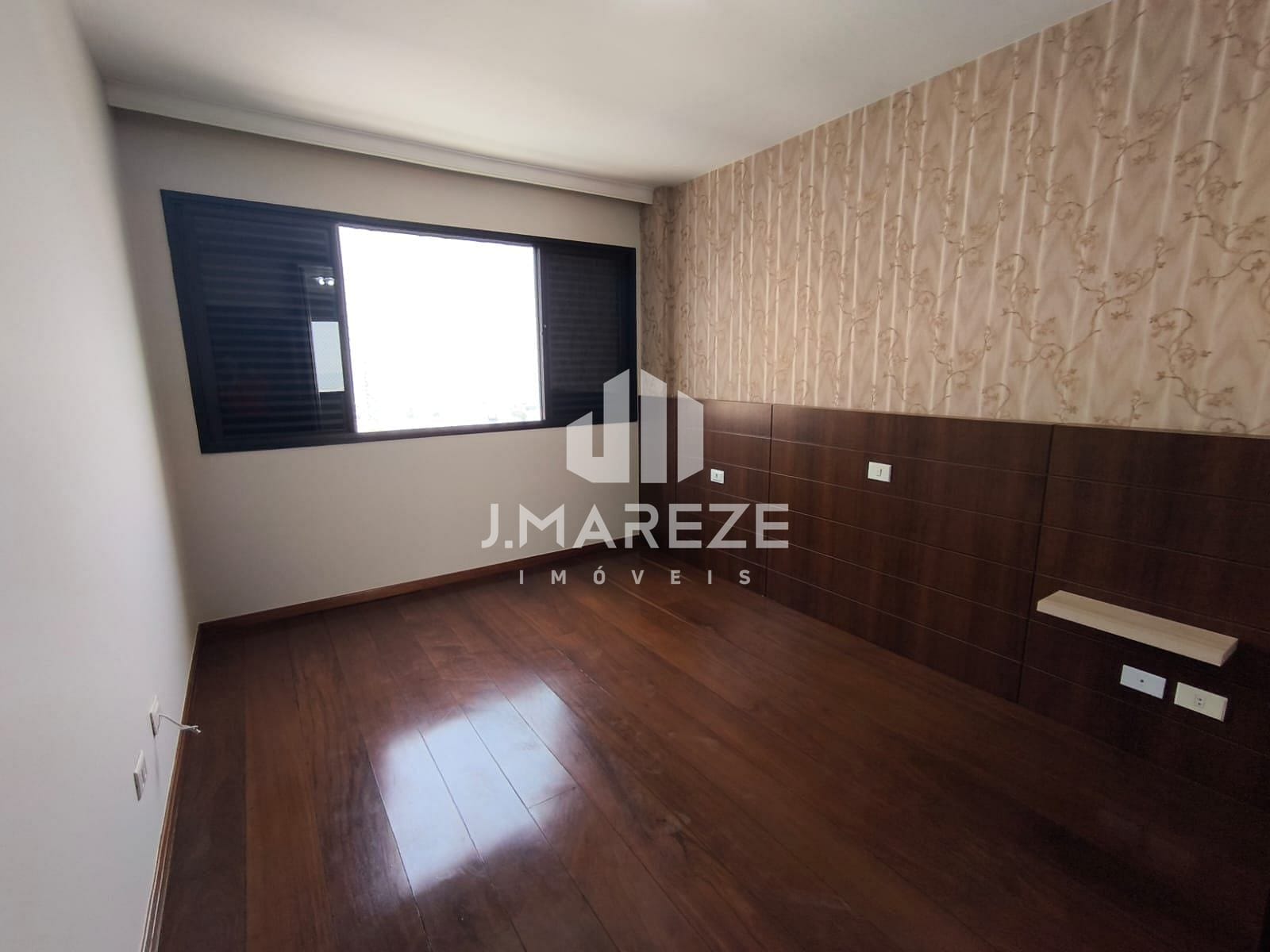Apartamento à venda com 3 quartos, 187m² - Foto 10