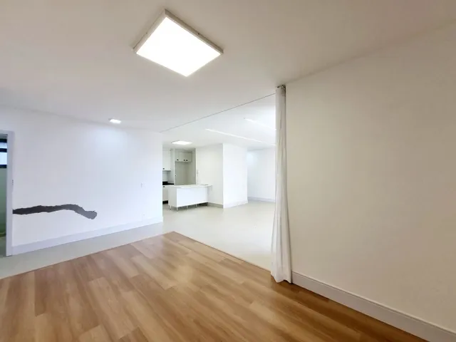 Apartamento com 231m² 2 quartos e 2 banheiros, para alugar, no bairro Bela Suiça em Londrina