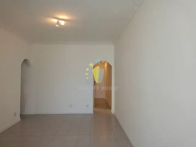 Apartamento 2 quartos e 2 banheiros, para alugar, no bairro Copacabana em Rio de Janeiro