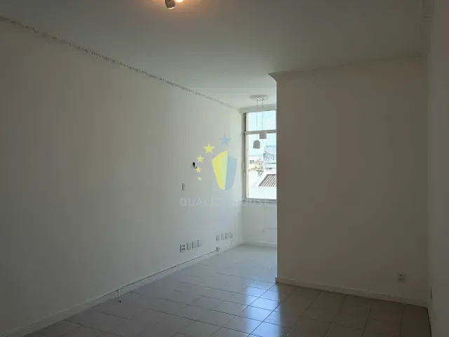 Apartamento 2 quartos e 2 banheiros, para alugar, no bairro Copacabana em Rio de Janeiro