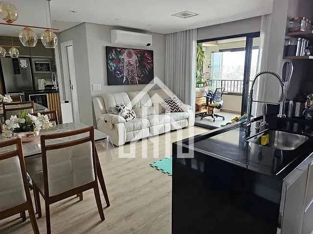 Apartamento 2 quartos e 2 banheiros, à venda, no bairro Brás em São Paulo