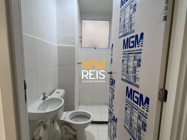 Apartamento 2 quartos e 1 banheiro, à venda, no bairro Guaratiba em Rio de Janeiro