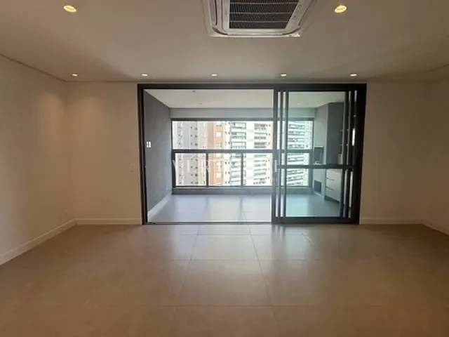 Apartamento 3 quartos e 5 banheiros, à venda ou para alugar, no bairro Santa Rosa em Londrina
