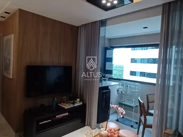 Apartamento 3 quartos e 2 banheiros, à venda, no bairro Armação em Salvador