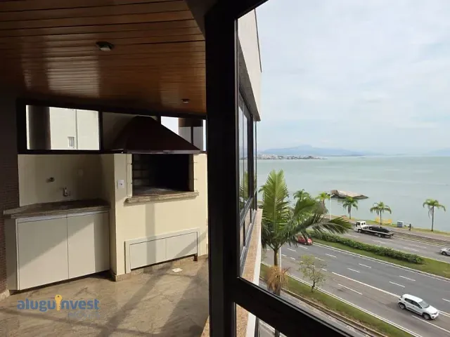 Apartamento com 307m² 4 quartos e 1 banheiro, para alugar, no bairro Centro em Florianópolis