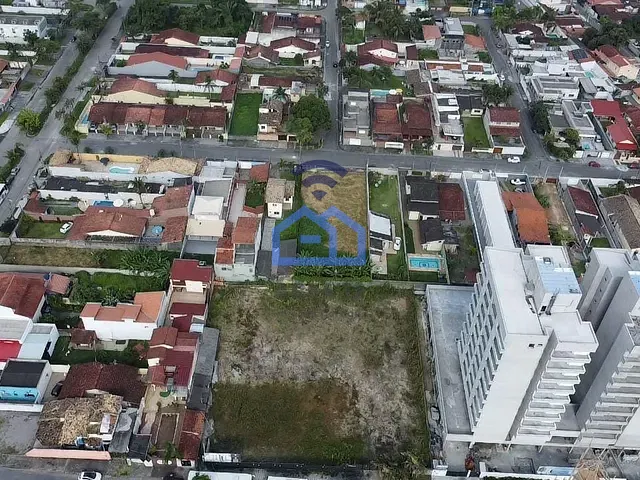 Apartamento 2 quartos e 2 banheiros, à venda, no bairro Praia das Palmeiras em Caraguatatuba