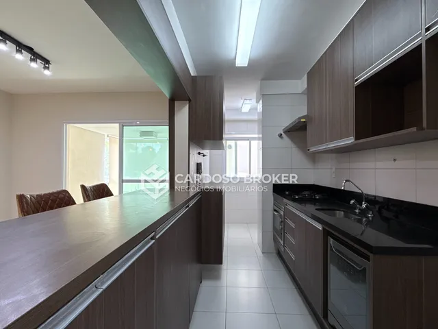 Apartamento com 75m² 2 quartos e 2 banheiros, para alugar, no bairro Dezoito do Forte Empresarial/Alphaville. em Barueri