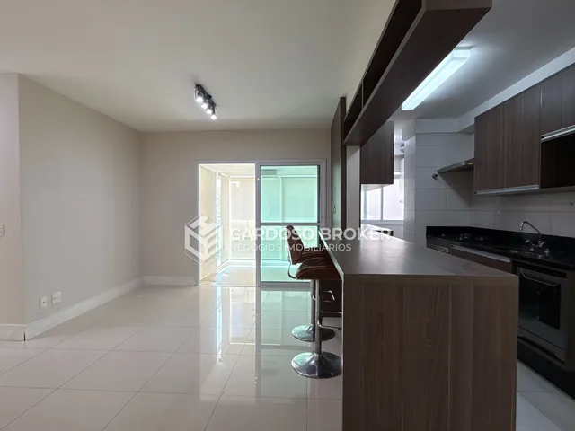 Apartamento com 75m² 2 quartos e 2 banheiros, para alugar, no bairro Dezoito do Forte Empresarial/Alphaville. em Barueri