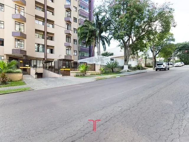 Apartamento com 101m² 2 quartos e 1 banheiro, à venda, no bairro Boa Vista em Curitiba