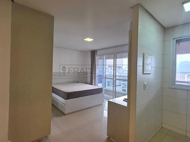 Apartamento 1 quarto e 1 banheiro, para alugar, no bairro Setor Bueno em Goiânia