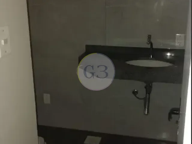 Apartamento 3 quartos e 1 banheiro, para alugar, no bairro Centro em Pelotas