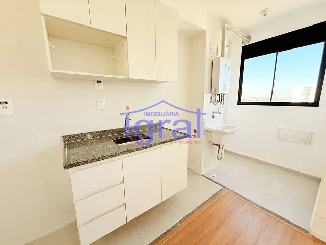 Apartamento 2 quartos e 1 banheiro, à venda ou para alugar, no bairro Vila Mira em São Paulo