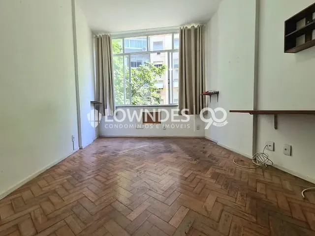 Loft com 29m² 1 quarto e 1 banheiro, à venda, no bairro Copacabana em Rio de Janeiro