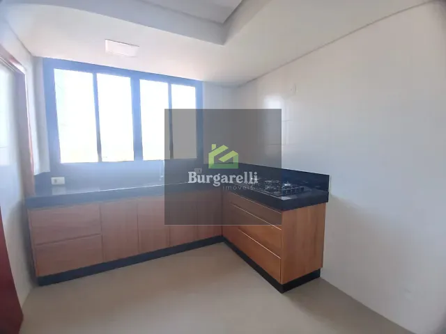Apartamento 3 quartos e 2 banheiros, para alugar, no bairro Cruzeiro do Sul em Lavras