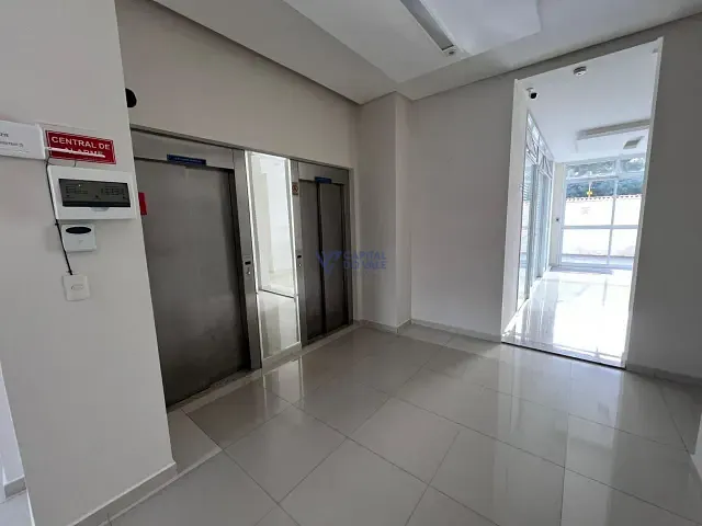 Apartamento 2 quartos e 1 banheiro, à venda, no bairro Jardim das Indústrias em São José dos Campos