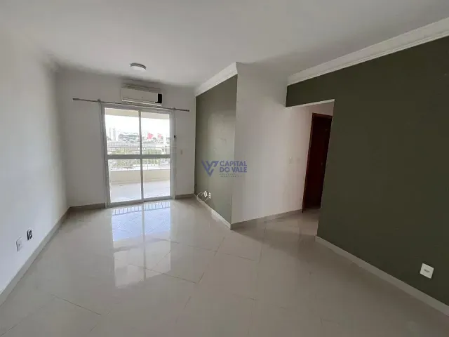 Apartamento 2 quartos e 1 banheiro, à venda, no bairro Jardim das Indústrias em São José dos Campos