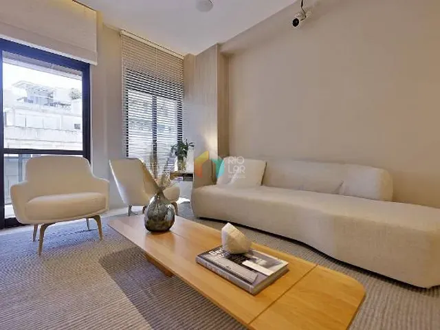 Apartamento com 110m² 2 quartos e 3 banheiros, à venda, no bairro Ipanema em Rio de Janeiro