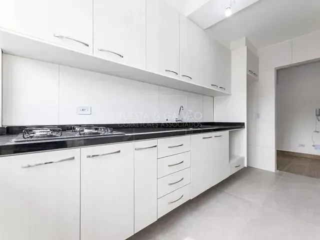 Apartamento com 46m² 1 quarto e 1 banheiro, à venda, no bairro Centro Cívico em Curitiba