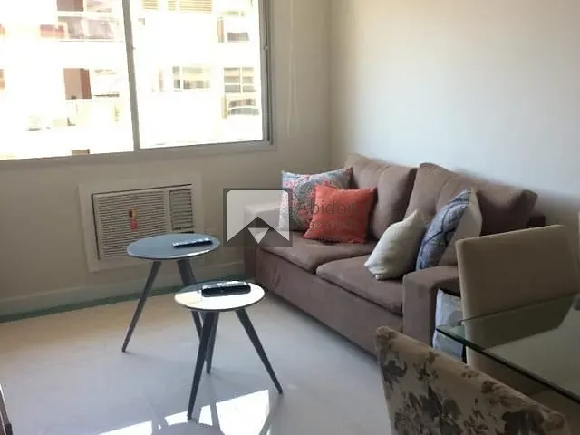 Apartamento com 80m² 2 quartos e 2 banheiros, à venda, no bairro Icaraí em Niterói