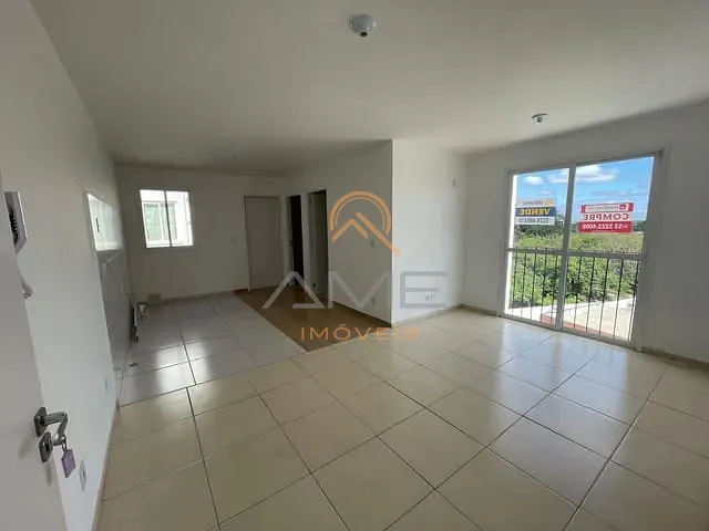 Apartamento 2 quartos e 1 banheiro, à venda, no bairro São Gonçalo em Pelotas