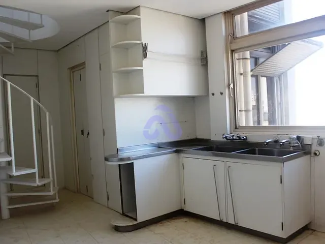 Cobertura / Penthouse 4 quartos e 6 banheiros, à venda, no bairro Santa Cecília em São Paulo