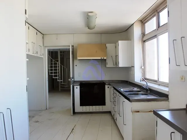 Cobertura / Penthouse 4 quartos e 6 banheiros, à venda, no bairro Santa Cecília em São Paulo