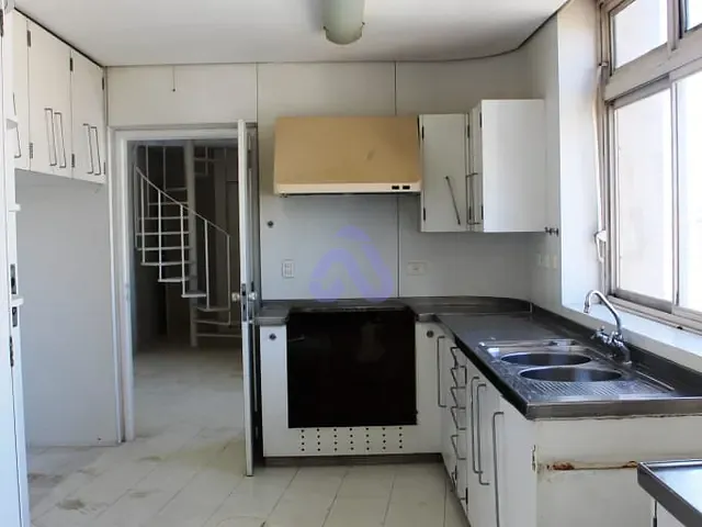 Cobertura / Penthouse 4 quartos e 6 banheiros, à venda, no bairro Santa Cecília em São Paulo