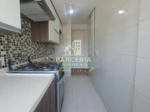 Apartamento 2 quartos e 1 banheiro, à venda, no bairro Vicente de Carvalho em Rio de Janeiro