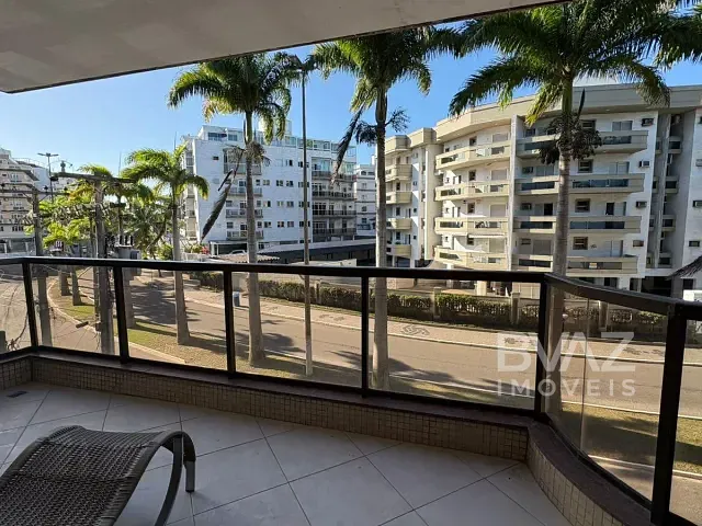 Apartamento com 186m² 3 quartos e 3 banheiros, à venda, no bairro Centro em Cabo Frio