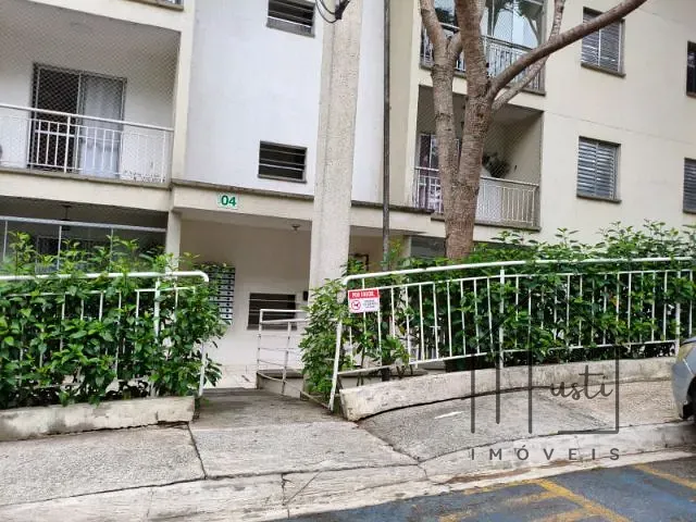 Apartamento com 60m² 2 quartos e 1 banheiro, à venda, no bairro Jardim Caiapiá em Cotia