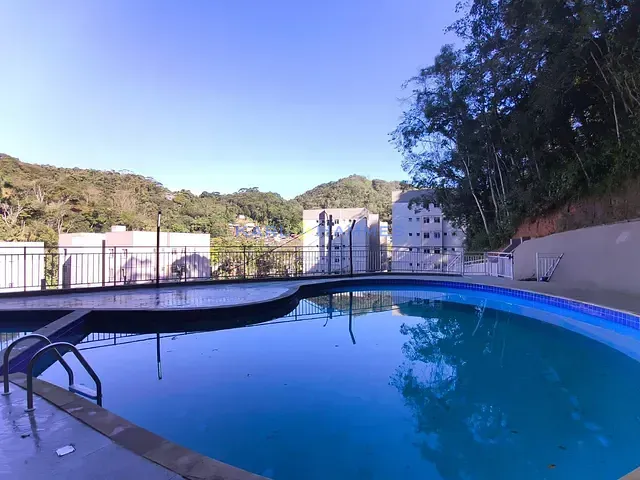Apartamento 2 quartos e 2 banheiros, à venda, no bairro Duarte Silveira em Petrópolis