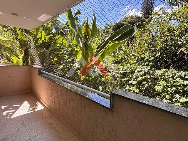 Apartamento 3 quartos e 2 banheiros, para alugar, no bairro Piratininga em Niterói