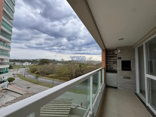 Apartamento 3 quartos e 2 banheiros, à venda ou para alugar, no bairro Urbanova em São José dos Campos