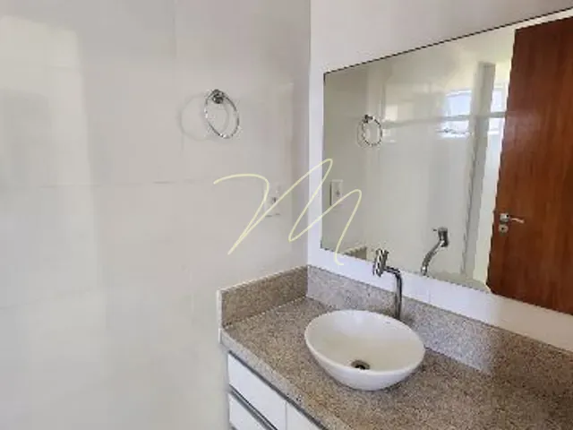 Apartamento 2 quartos e 2 banheiros, para alugar, no bairro Nossa Senhora da Vitória em Ilhéus