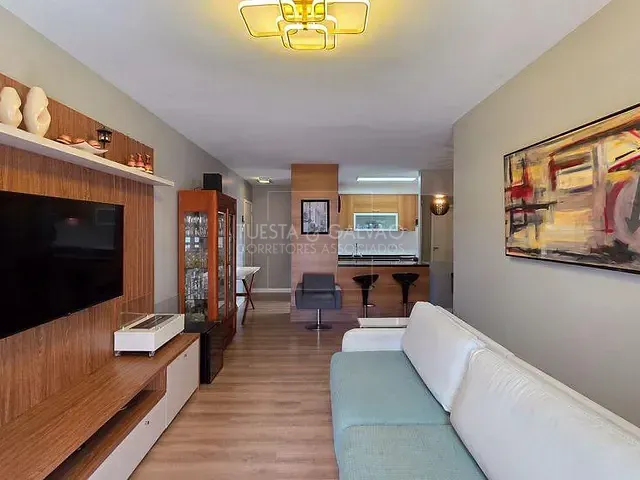 Apartamento com 93m² 3 quartos e 2 banheiros, à venda, no bairro Hugo Lange em Curitiba