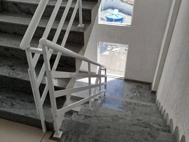 Apartamento 2 quartos e 1 banheiro, para alugar, no bairro Cidade Praiana em Rio das Ostras