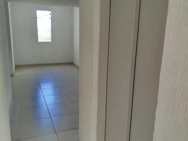 Apartamento 2 quartos e 1 banheiro, para alugar, no bairro Cidade Praiana em Rio das Ostras