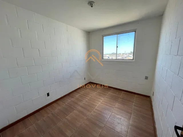 Apartamento 2 quartos e 1 banheiro, à venda, no bairro São Gonçalo em Pelotas