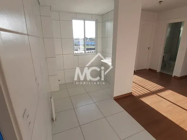 Apartamento com 62m² 3 quartos e 1 banheiro, à venda, no bairro Umuharama em Pelotas