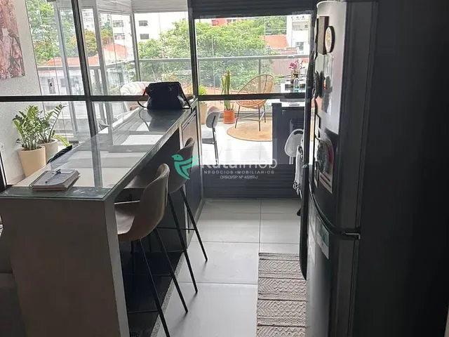 Apartamento 1 quarto e 2 banheiros, para alugar, no bairro Mirandópolis em São Paulo