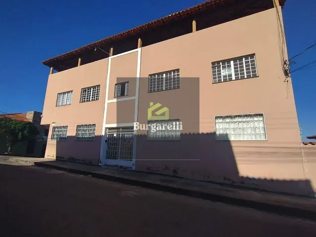 Apartamento 2 quartos e 2 banheiros, para alugar, no bairro Jardim Fabiana em Lavras