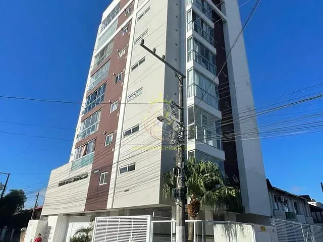 Apartamento 2 quartos e 2 banheiros, à venda, no bairro Areias em Camboriú