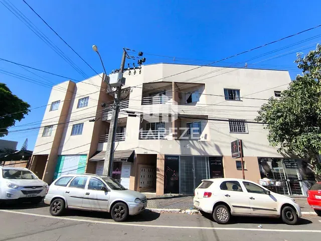Apartamento com 122m² 3 quartos e 1 banheiro, para alugar, no bairro Vila Feliz em Apucarana