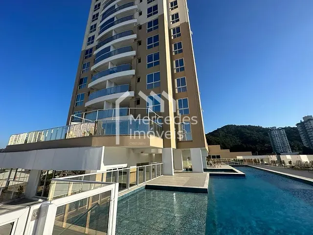 Apartamento com 91m² 2 quartos e 3 banheiros, à venda, no bairro Fazenda em Itajaí