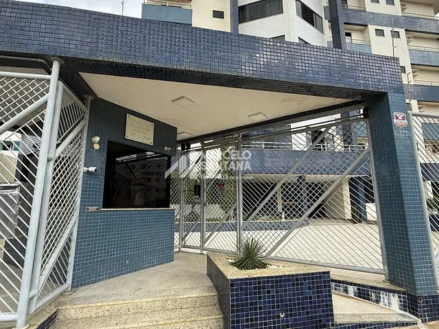 Apartamento 3 quartos e 2 banheiros, para alugar, no bairro Candeias em Vitória da Conquista