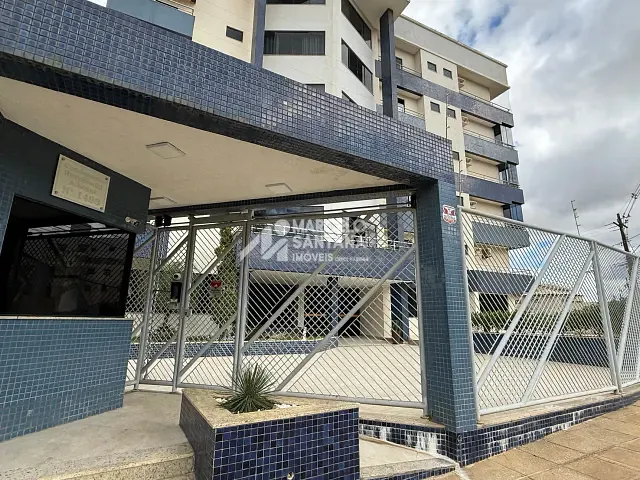 Apartamento 3 quartos e 2 banheiros, para alugar, no bairro Candeias em Vitória da Conquista