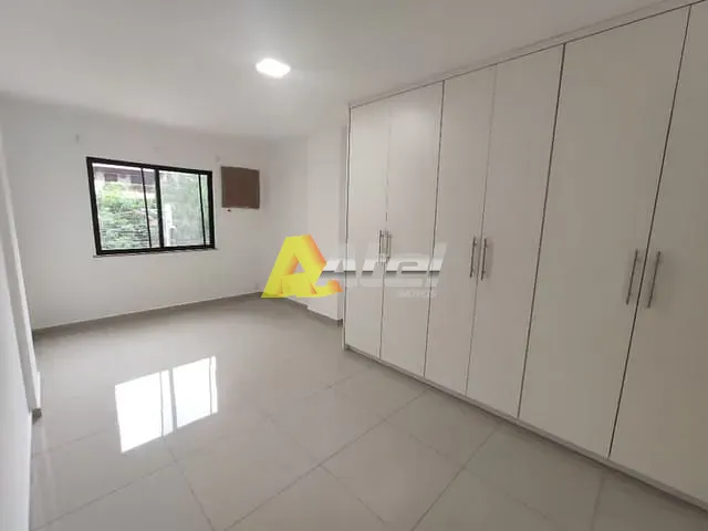 Apartamento com 108m² 3 quartos e 3 banheiros, à venda ou para alugar, no bairro Recreio dos Bandeirantes em Rio de Janeiro