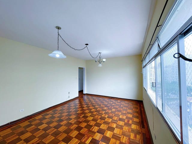 Apartamento 3 quartos e 2 banheiros, à venda ou para alugar, no bairro Embaré em Santos