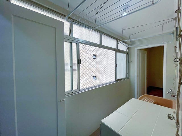 Apartamento 3 quartos e 2 banheiros, à venda ou para alugar, no bairro Embaré em Santos